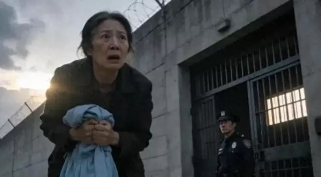 何小满提前出狱七年未归,养父接人时获留信与身世材料 - 细节速览 何小满提前出狱七年未归,养父接人时获留信与身世材料 - 细节速览